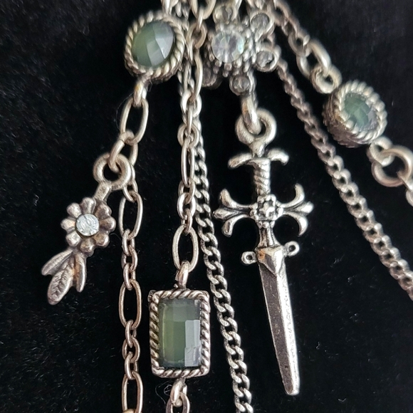 Silvertone 3.5" Dangle Earrings | green stones, sword, flowers, rhinestones EUC - Picture 10 of 10